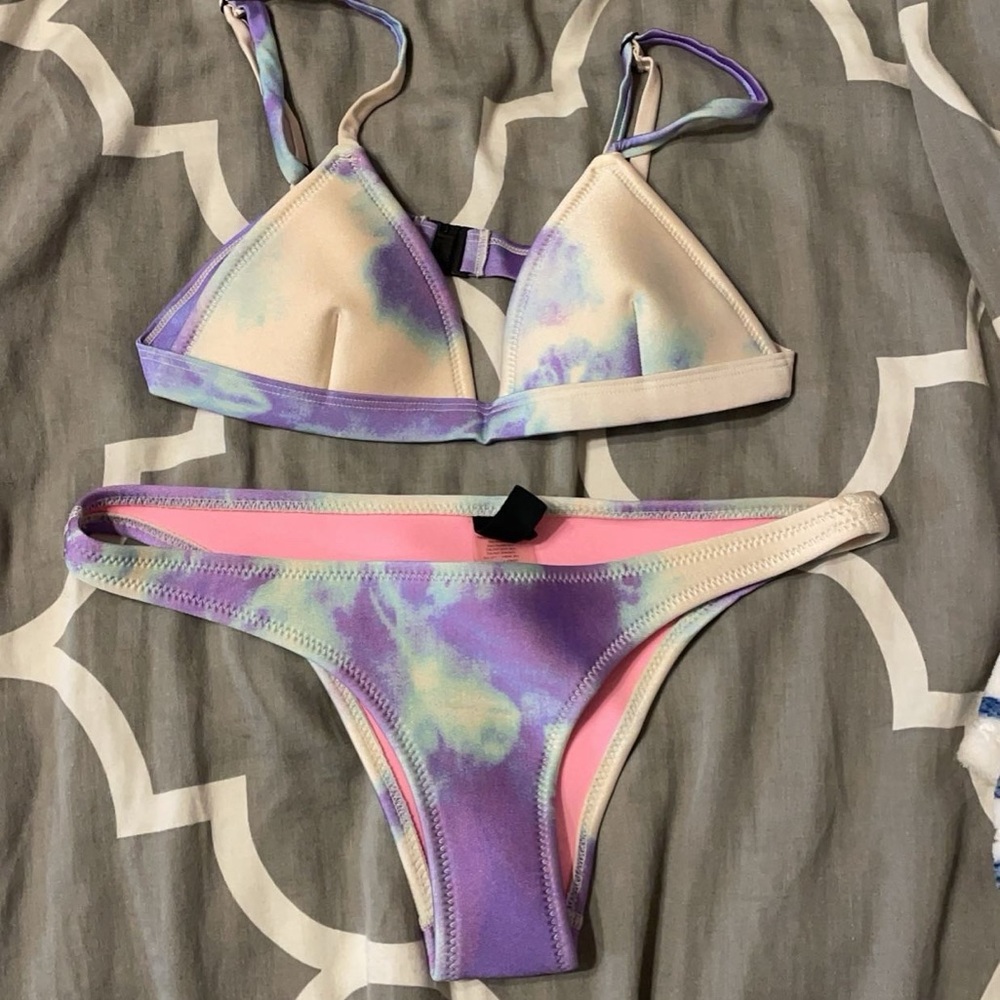 Triangl Tie-Dye Bikini Set!